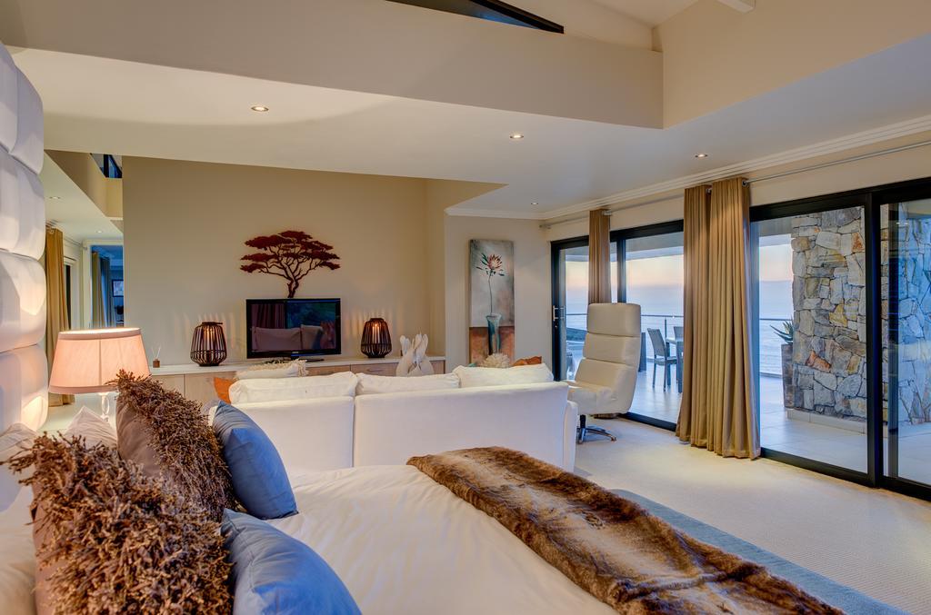Retreat On Cliff Bed and Breakfast Knysna Eksteriør billede